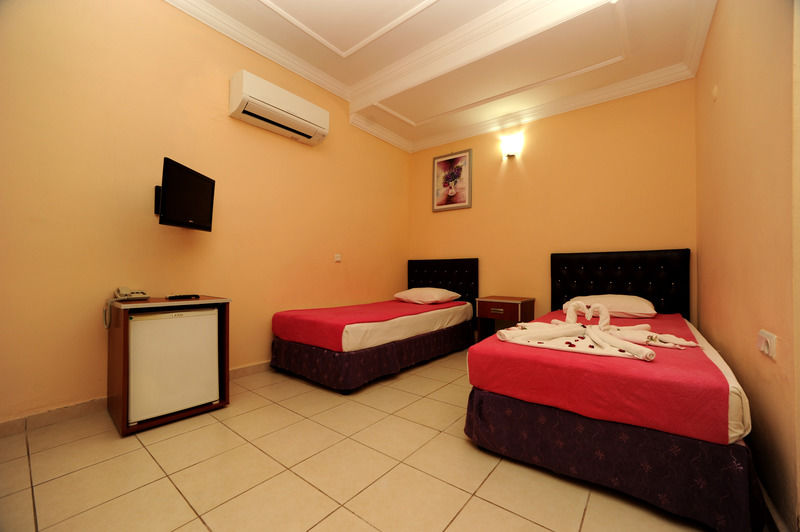 Sayanora Hotel Сиде Екстериор снимка