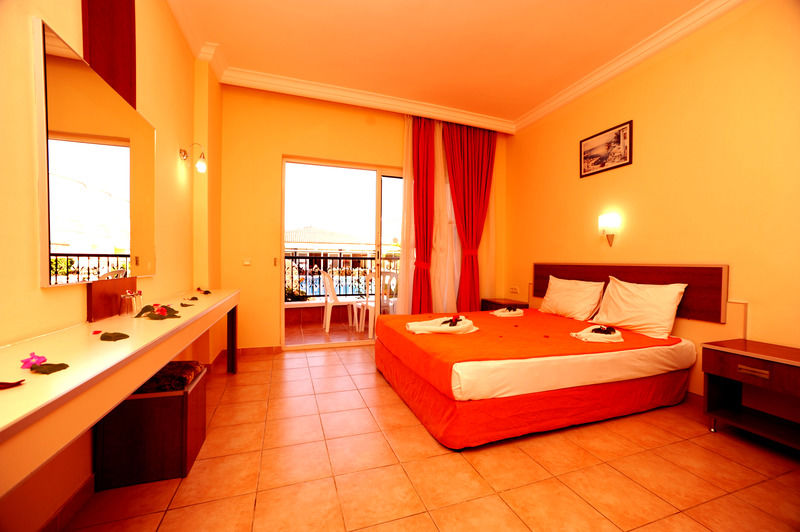 Sayanora Hotel Сиде Екстериор снимка