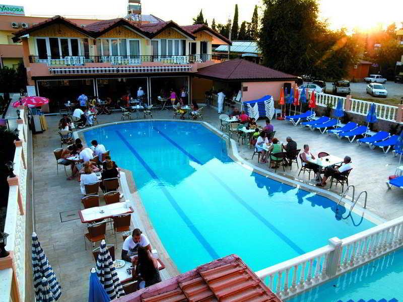 Sayanora Hotel Сиде Екстериор снимка