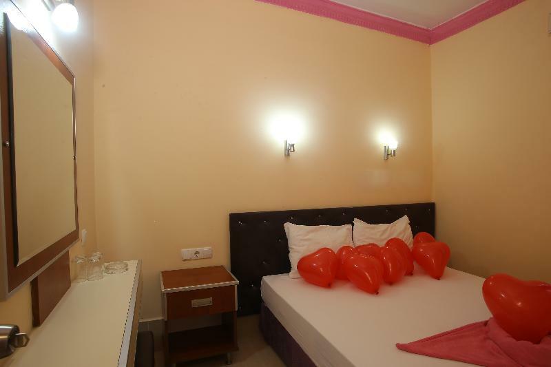 Sayanora Hotel Сиде Екстериор снимка